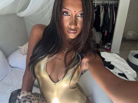 Lara raj page leaked private photo uncensored HD quality