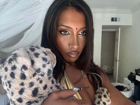 Lara raj page leaked private photo uncensored HD quality