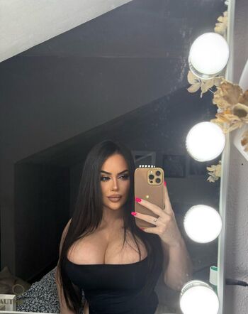 Laragarca leaked private photo uncensored HD quality