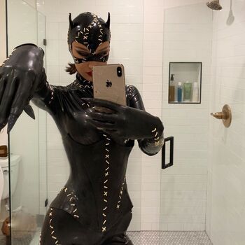 Latex fetish page leaked private photo uncensored HD quality
