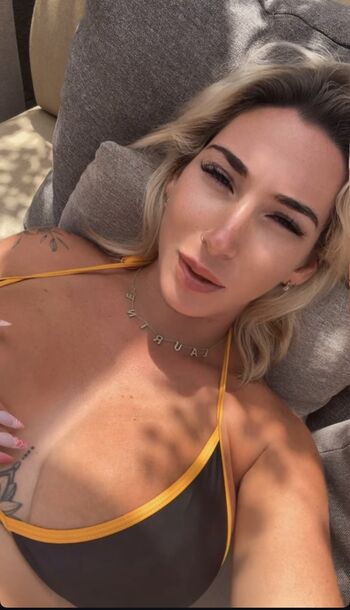 Laurine   page leaked private photo uncensored HD quality