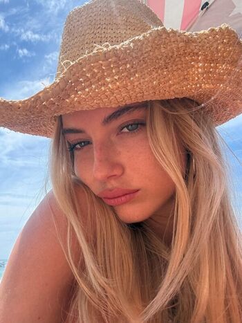 Leah rose page leaked private photo uncensored HD quality
