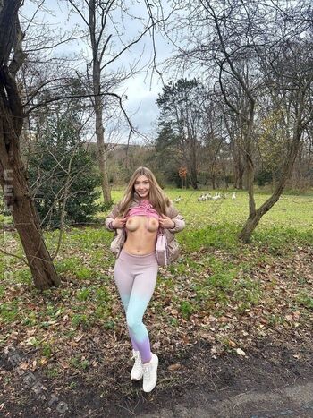 Leia von  page leaked private photo uncensored HD quality