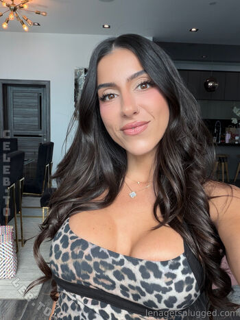 Lena the plug  page leaked private photo uncensored HD quality