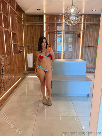 Lena the plug  page leaked private photo uncensored HD quality