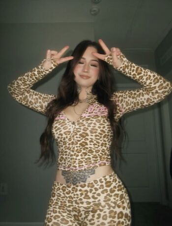 Lilcannolii leaked private photo uncensored HD quality