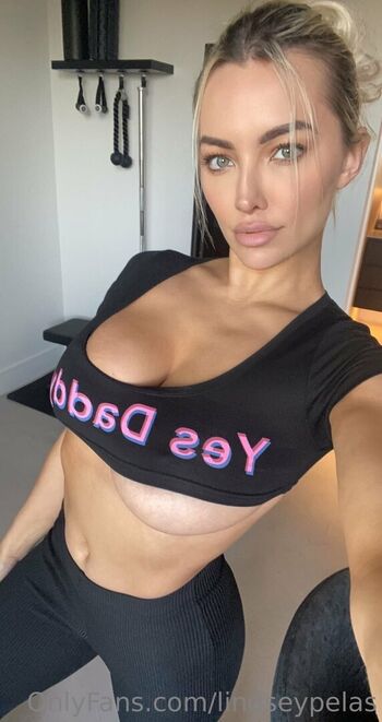 Lindsey pelas  page leaked private photo uncensored HD quality
