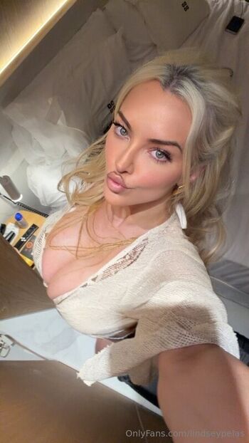 Lindsey pelas leaked private photo uncensored HD quality