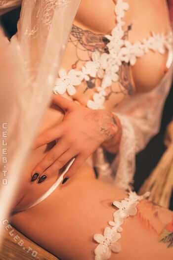 Linspics  page leaked private photo uncensored HD quality