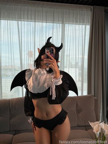 Loonassoftfeet  page leaked private photo uncensored HD quality