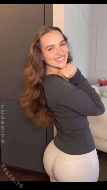Louisa jindaoui leaked private photo uncensored HD quality