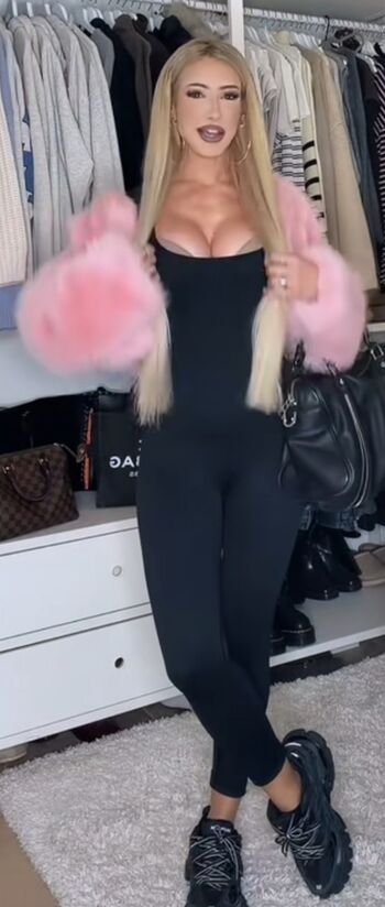 Loukaki page leaked private photo uncensored HD quality