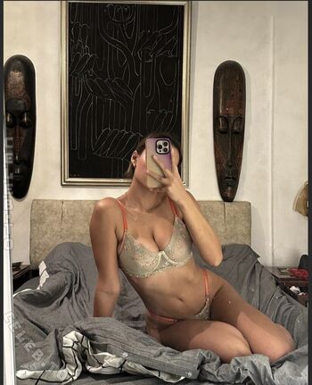 Lovelyvaleria leaked private photo uncensored HD quality