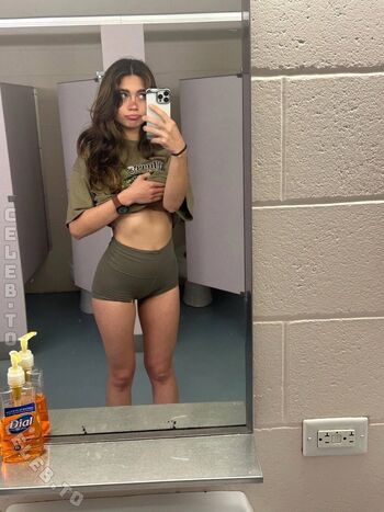 Lunchbaglujan leaked private photo uncensored HD quality
