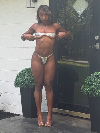 Luvroxie leaked private photo uncensored HD quality