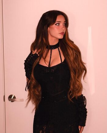 Lydiaviolet  page leaked private photo uncensored HD quality