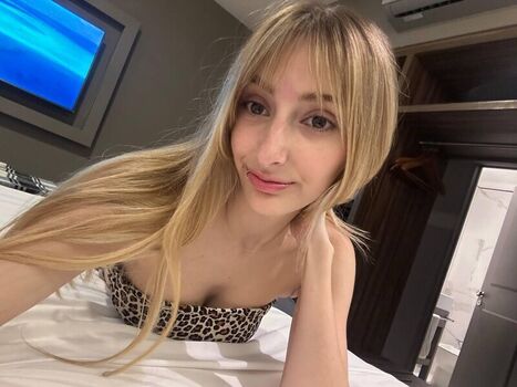 Lynareid leaked private photo uncensored HD quality
