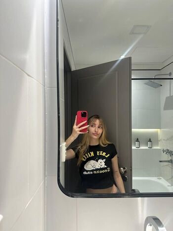 Lynareid leaked private photo uncensored HD quality