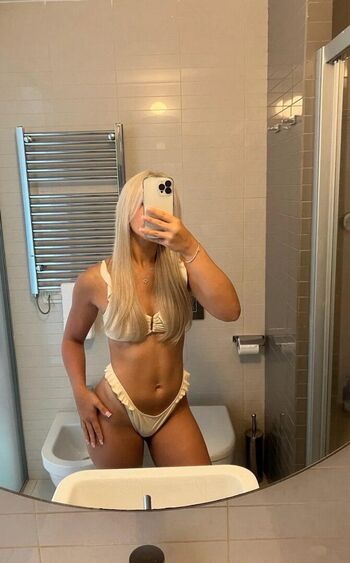 Lyndalessandro leaked private photo uncensored HD quality