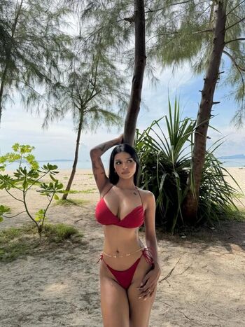 Maalavigaxx page leaked private photo uncensored HD quality