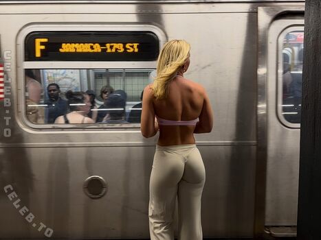 Majaaleonie page leaked private photo uncensored HD quality
