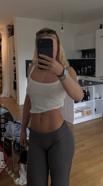 Majaaleonie page leaked private photo uncensored HD quality