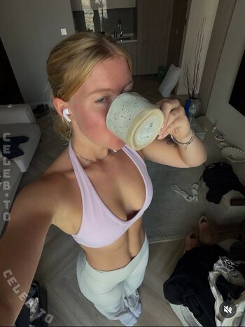 Majaaleonie leaked private photo uncensored HD quality