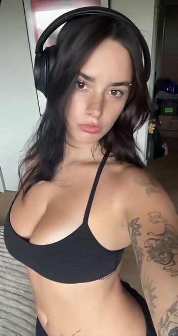 Makenzie raine leaked private photo uncensored HD quality