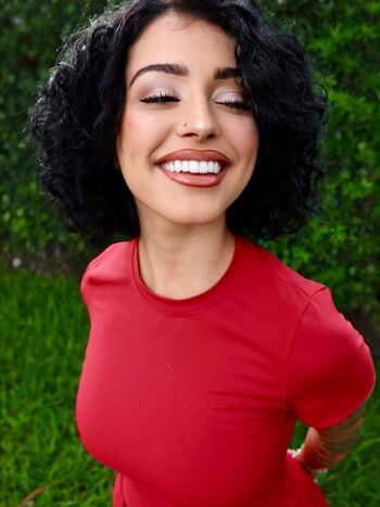 Malu trevejo  page leaked private photo uncensored HD quality