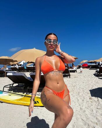 Malu trevejo  page leaked private photo uncensored HD quality
