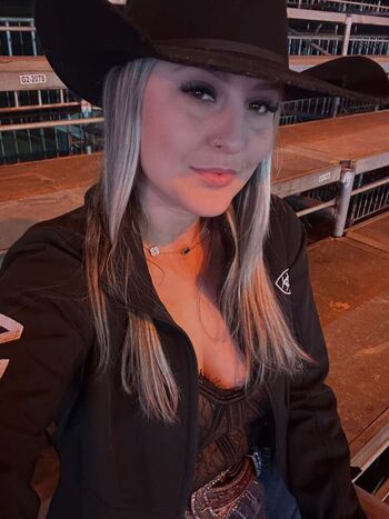 Maraisa camilo leaked private photo uncensored HD quality