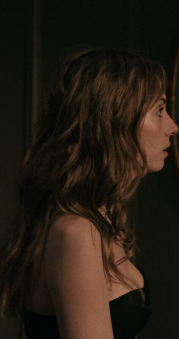 Maya hawke page leaked private photo uncensored HD quality