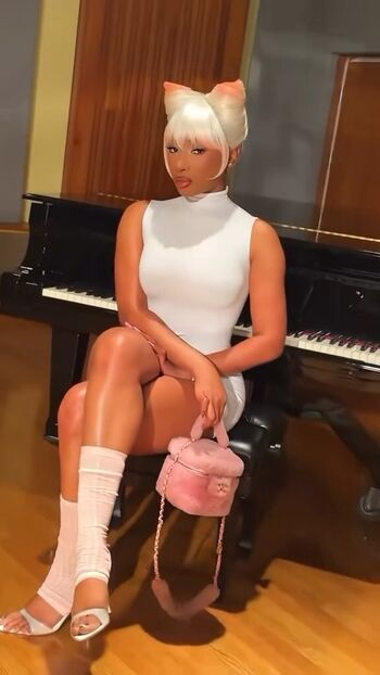Megan thee stallion  page leaked private photo uncensored HD quality