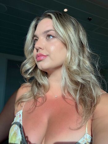 Michhelleex page leaked private photo uncensored HD quality