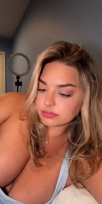 Michhelleex page leaked private photo uncensored HD quality