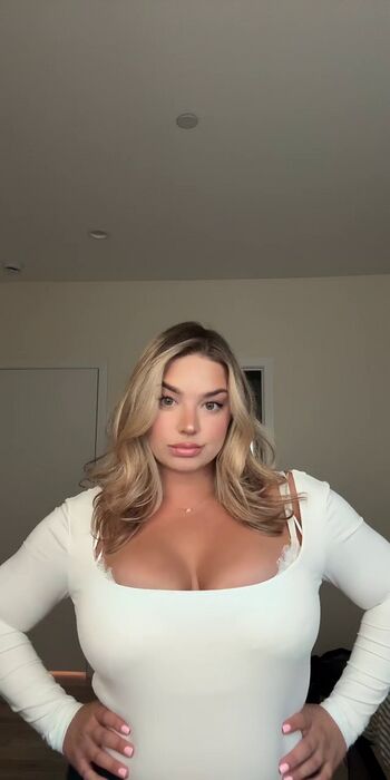 Michhelleex page leaked private photo uncensored HD quality