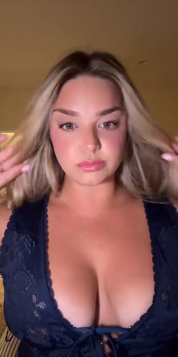 Michhelleex page leaked private photo uncensored HD quality