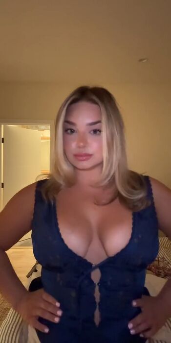 Michhelleex page leaked private photo uncensored HD quality