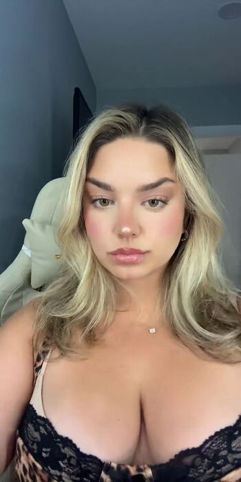 Michhelleex leaked private photo uncensored HD quality
