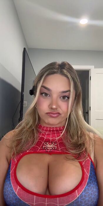 Michhelleex leaked private photo uncensored HD quality
