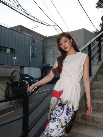 Minatozaki sana page leaked private photo uncensored HD quality
