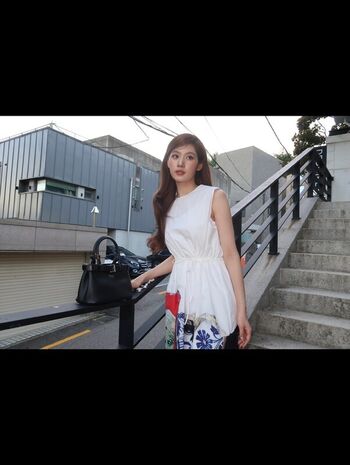 Minatozaki sana page leaked private photo uncensored HD quality
