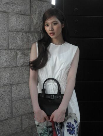 Minatozaki sana page leaked private photo uncensored HD quality