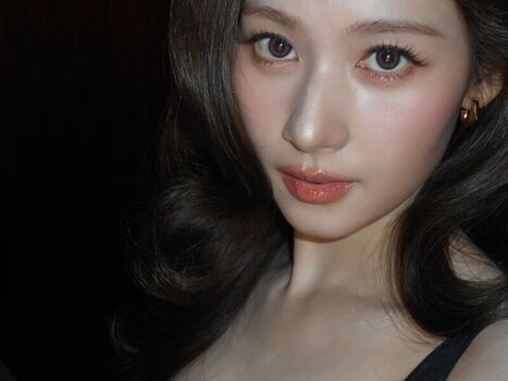 Minatozaki sana page leaked private photo uncensored HD quality