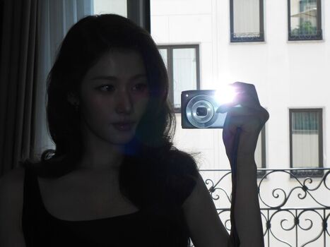 Minatozaki sana page leaked private photo uncensored HD quality
