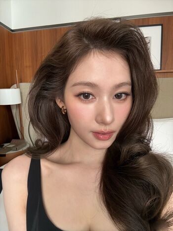 Minatozaki sana page leaked private photo uncensored HD quality