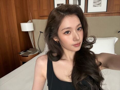 Minatozaki sana page leaked private photo uncensored HD quality
