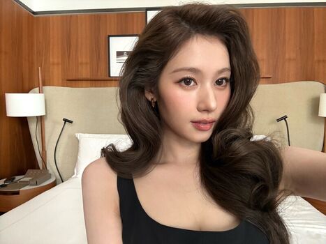 Minatozaki sana page leaked private photo uncensored HD quality