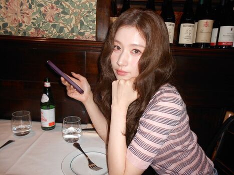 Minatozaki sana page leaked private photo uncensored HD quality