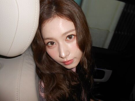 Minatozaki sana page leaked private photo uncensored HD quality